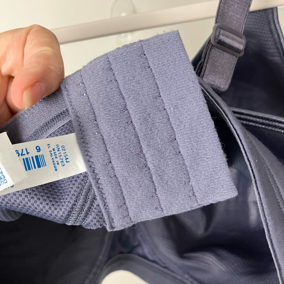 Bra Playtex 18hr. 40DDD Color is “Private Jet” Gray 4 hooks Preloved Excellent - Picture 5 of 9